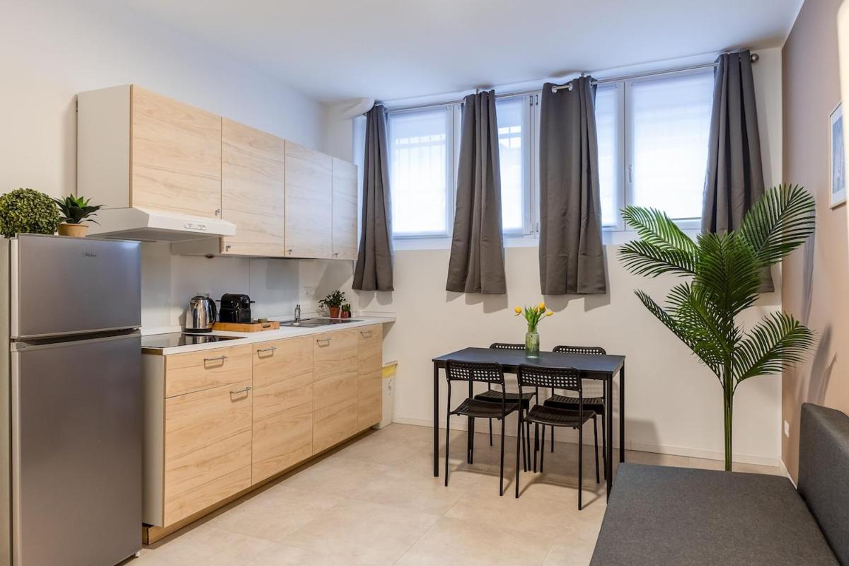 شقة Authentic Private Flat 2 Min From Navigli ميلان المظهر الخارجي الصورة